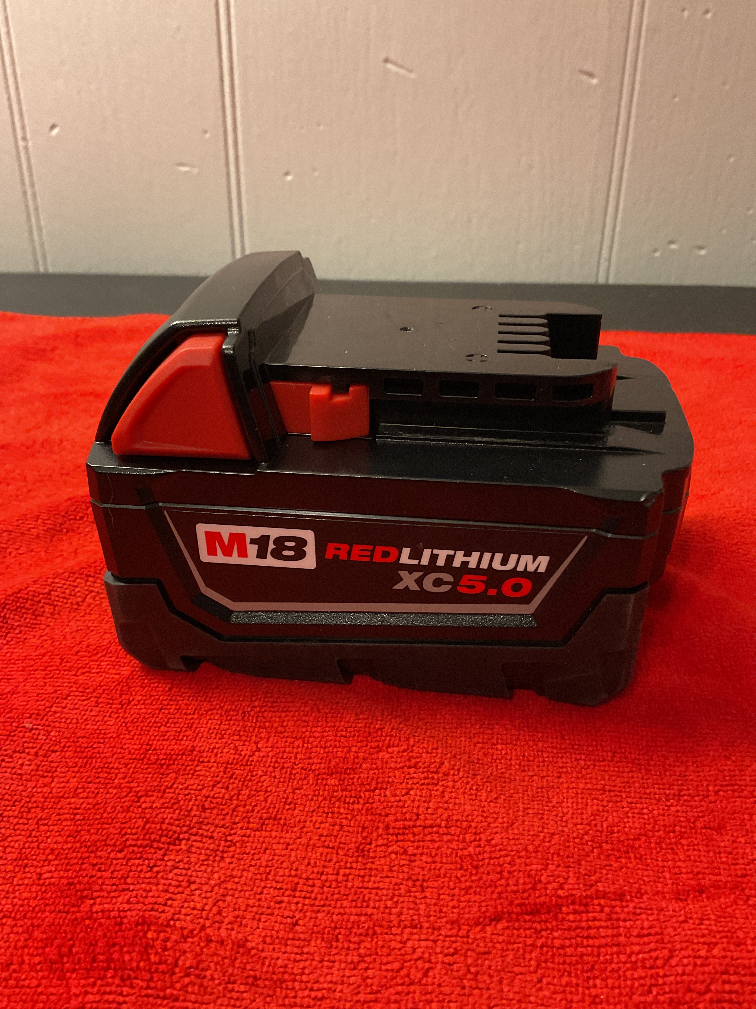 MILWAUKEE 48-11-1850 M18 REDLITHIUM XC5.0 Battery — New (MSRP ~$129)