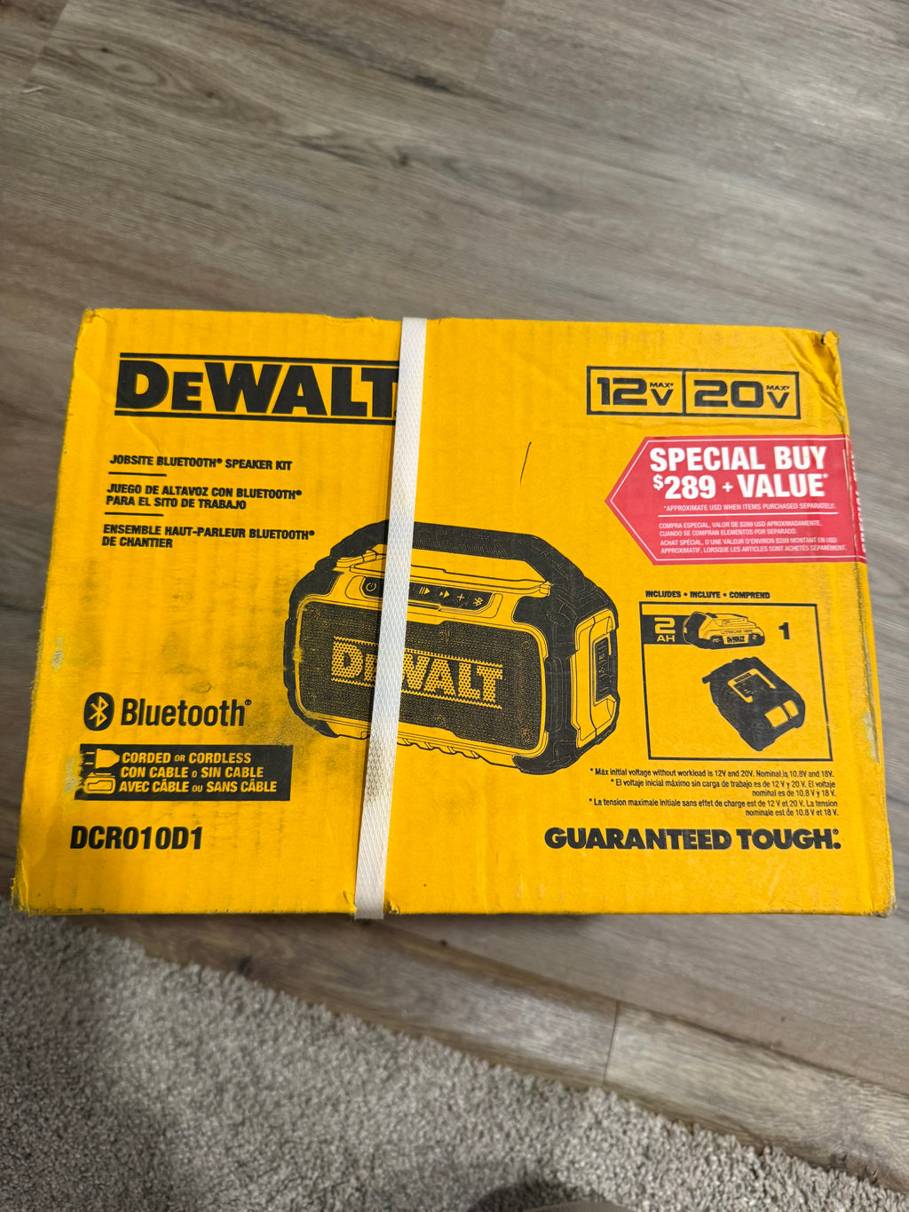 DCR010D1 — DEWALT 12V/20V MAX Jobsite Bluetooth Speaker Kit