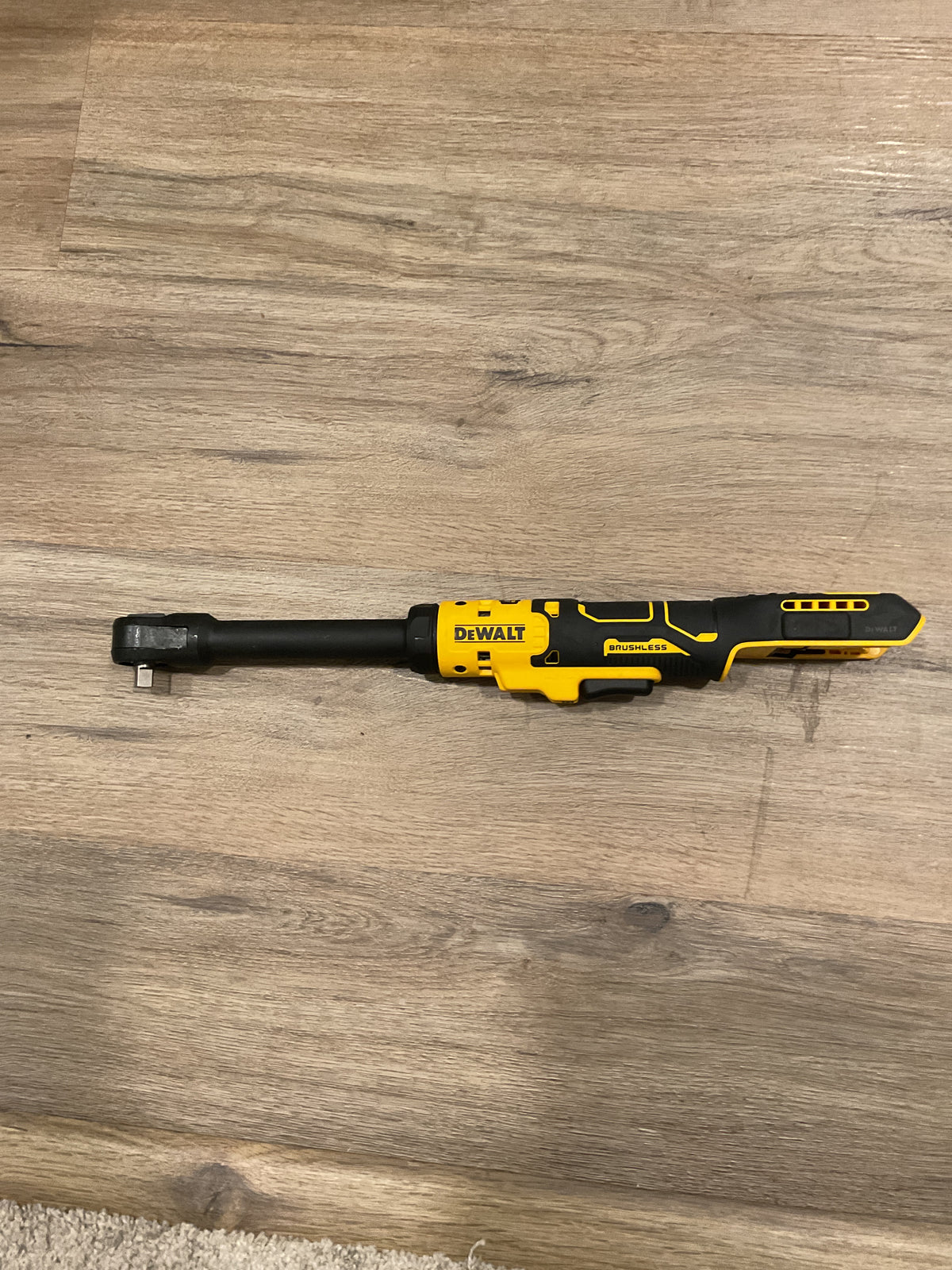 DEWALT DCF513E — ATOMIC 20V MAX Brushless 3/8" Extended Reach Ratchet — New