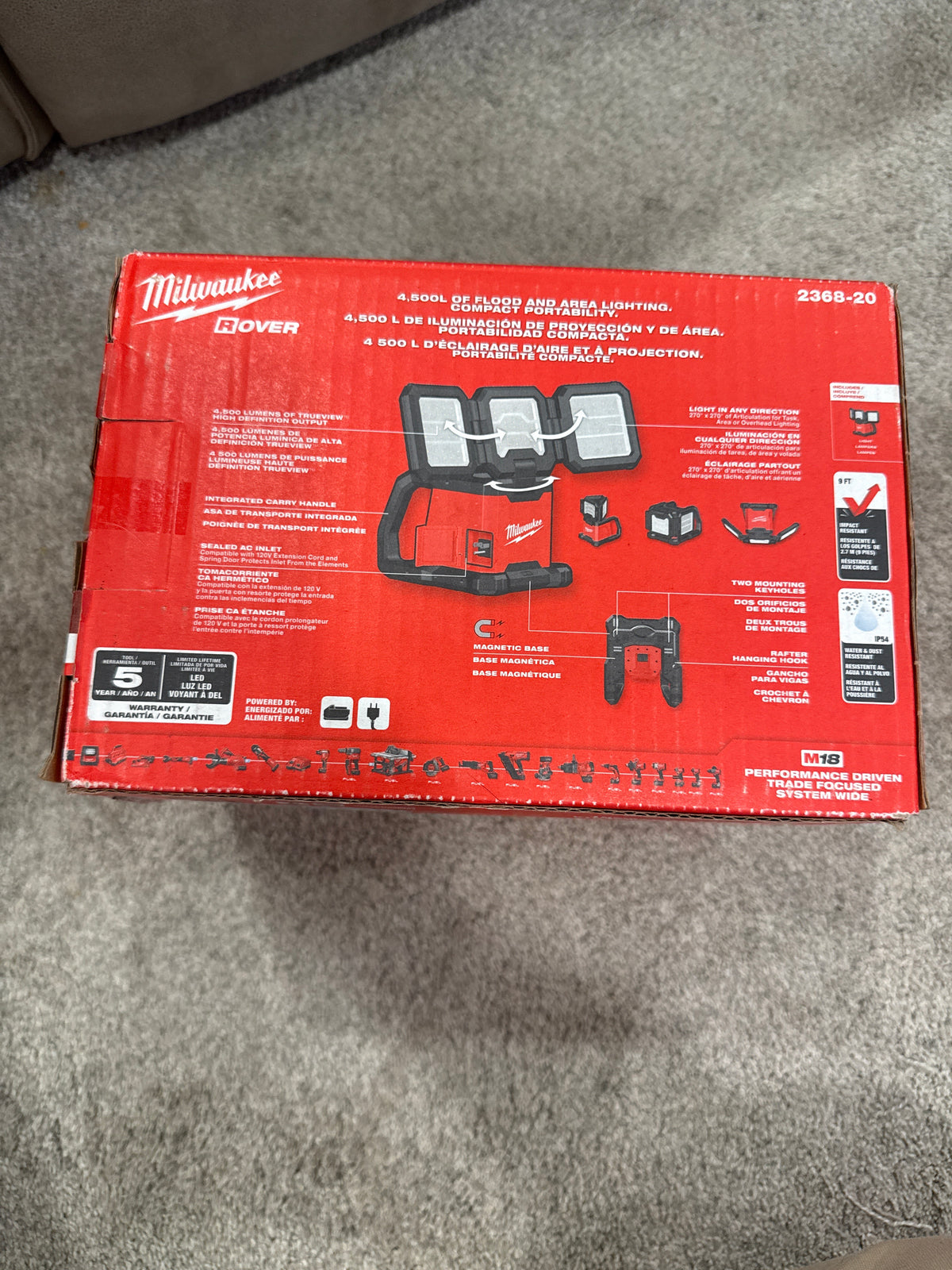 MILWAUKEE M18 ROVER Foco y luz de área de triple panel de doble potencia