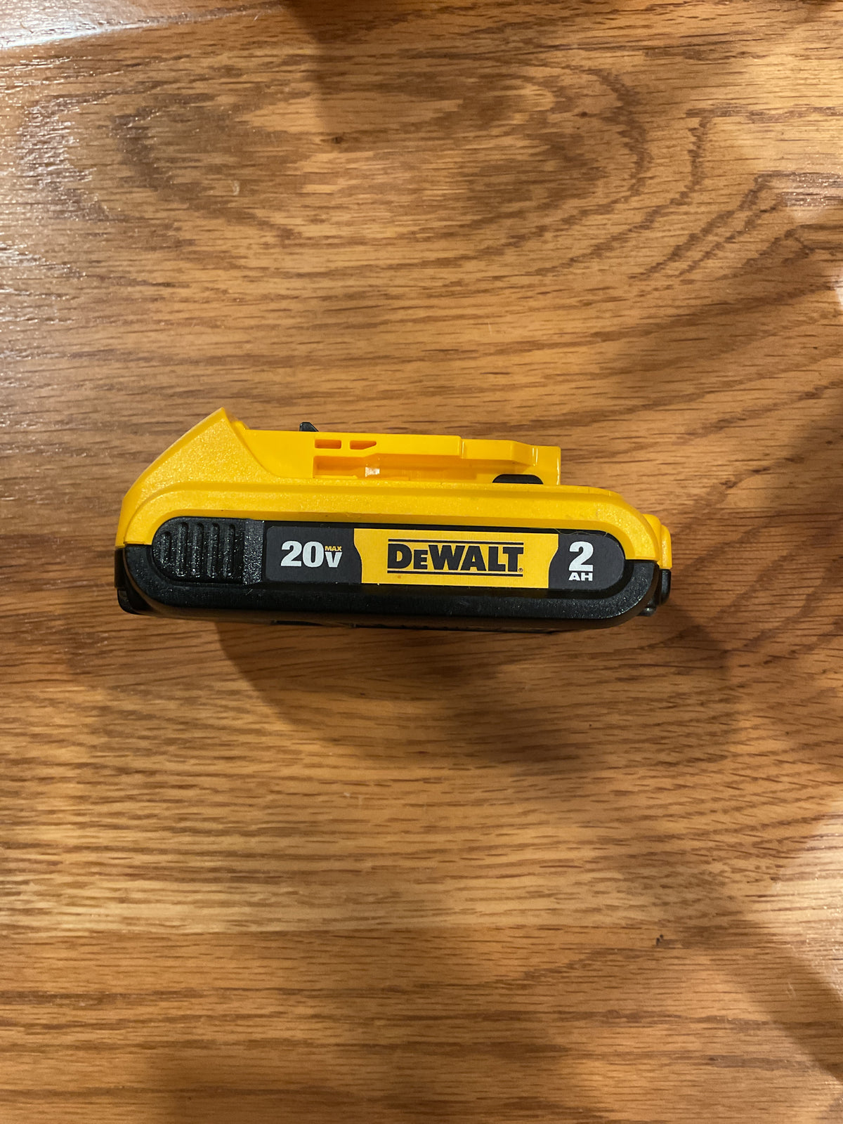 DEWALT DCB203 20V MAX 2.0Ah Compact Lithium-Ion Battery