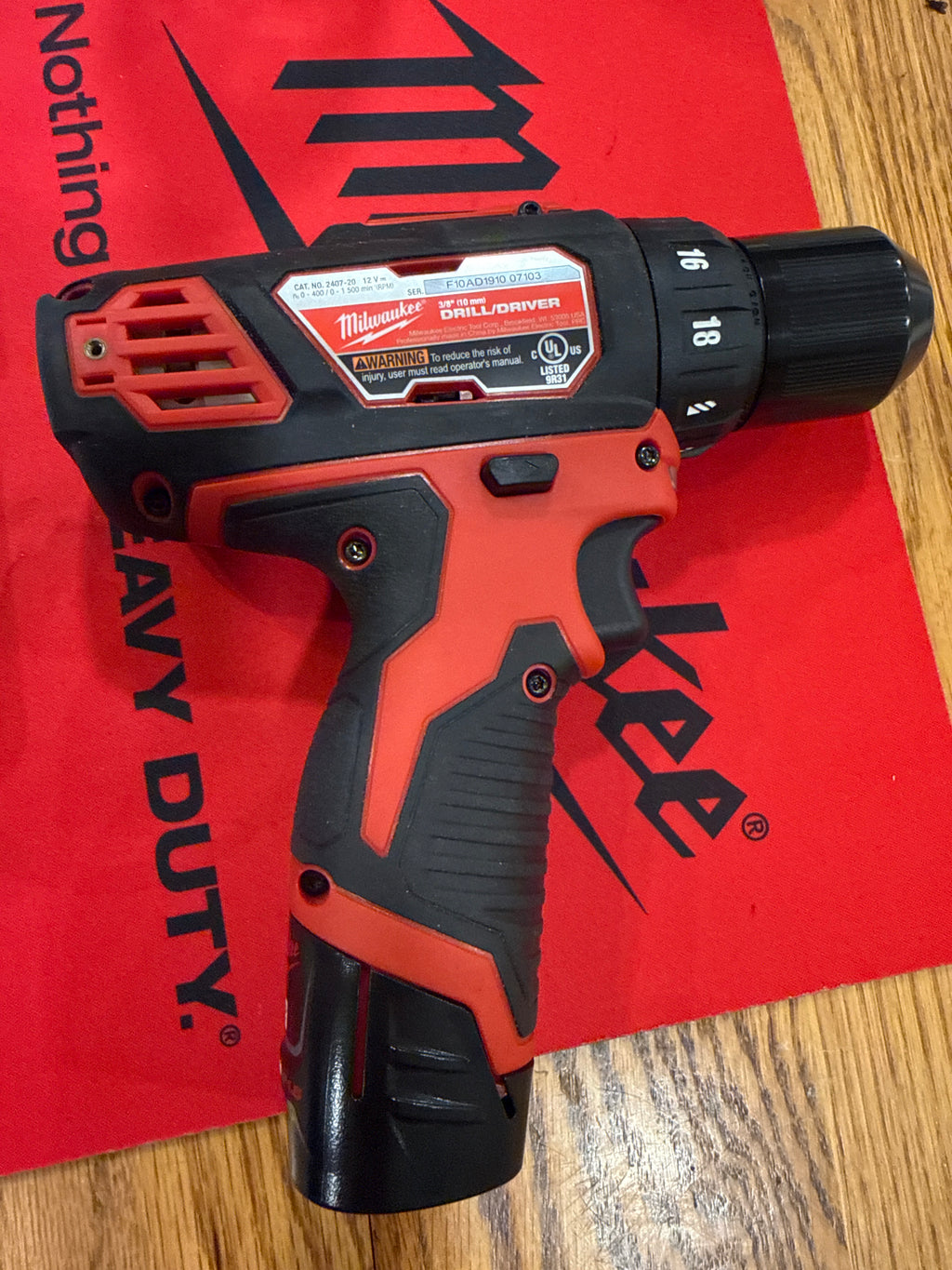 2407-20 — Milwaukee M12 3/8 in. Drill/Driver — Open Box — Tool Only