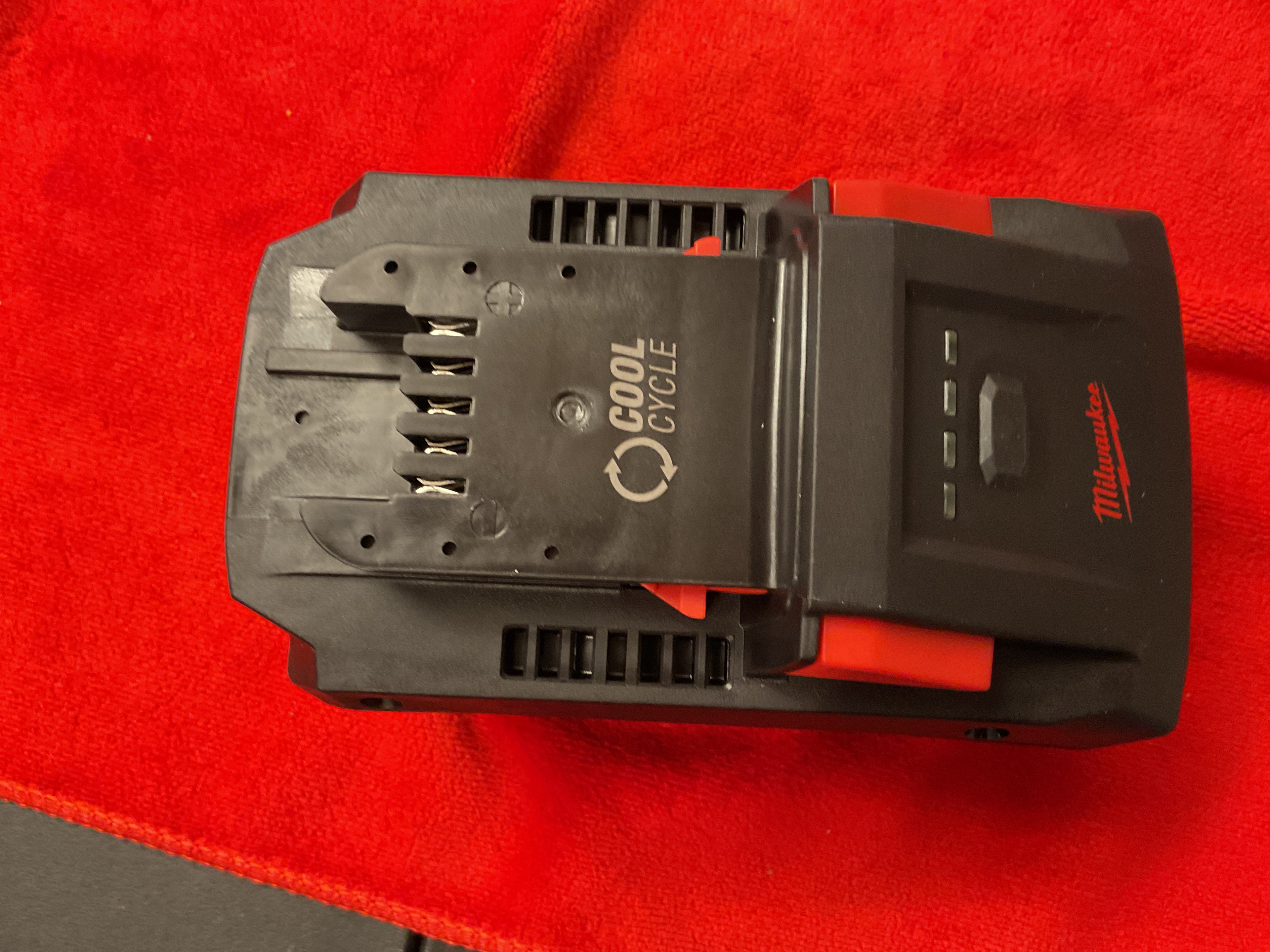 MILWAUKEE 48-11-1813 M18 REDLITHIUM FORGE HD12.0 Battery — New (MSRP $279)