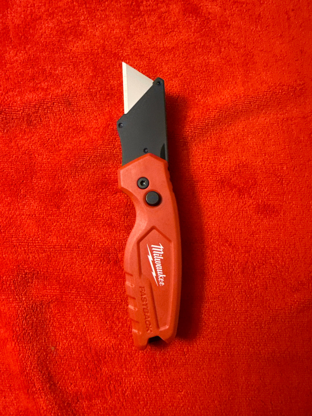 Milwaukee 48-22-1500 Cúter Plegable Compacto FASTBACK - Nuevo
