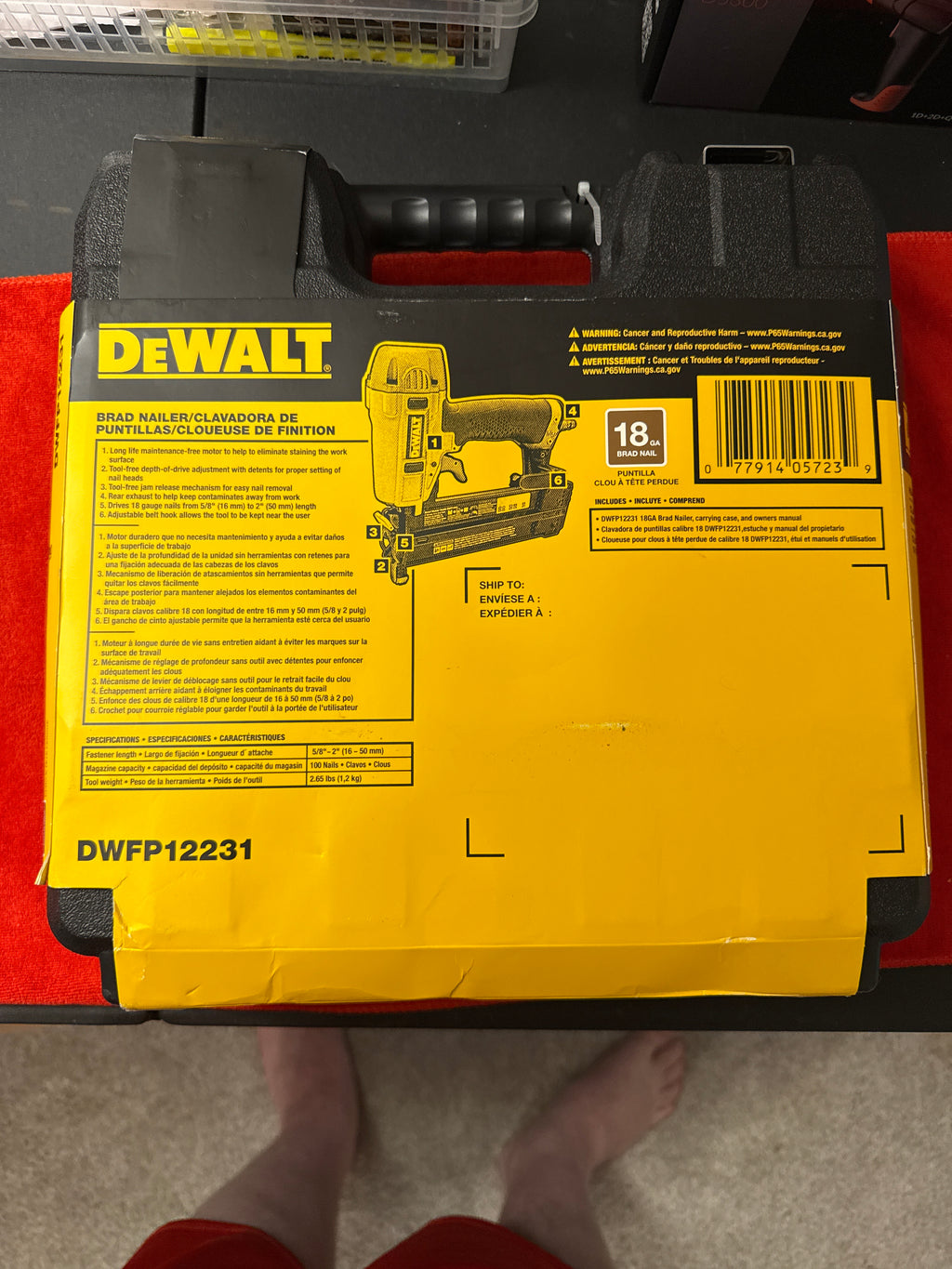 DEWALT DWFP12231 Clavadora neumática Brad de 18 GA y 2 pulgadas