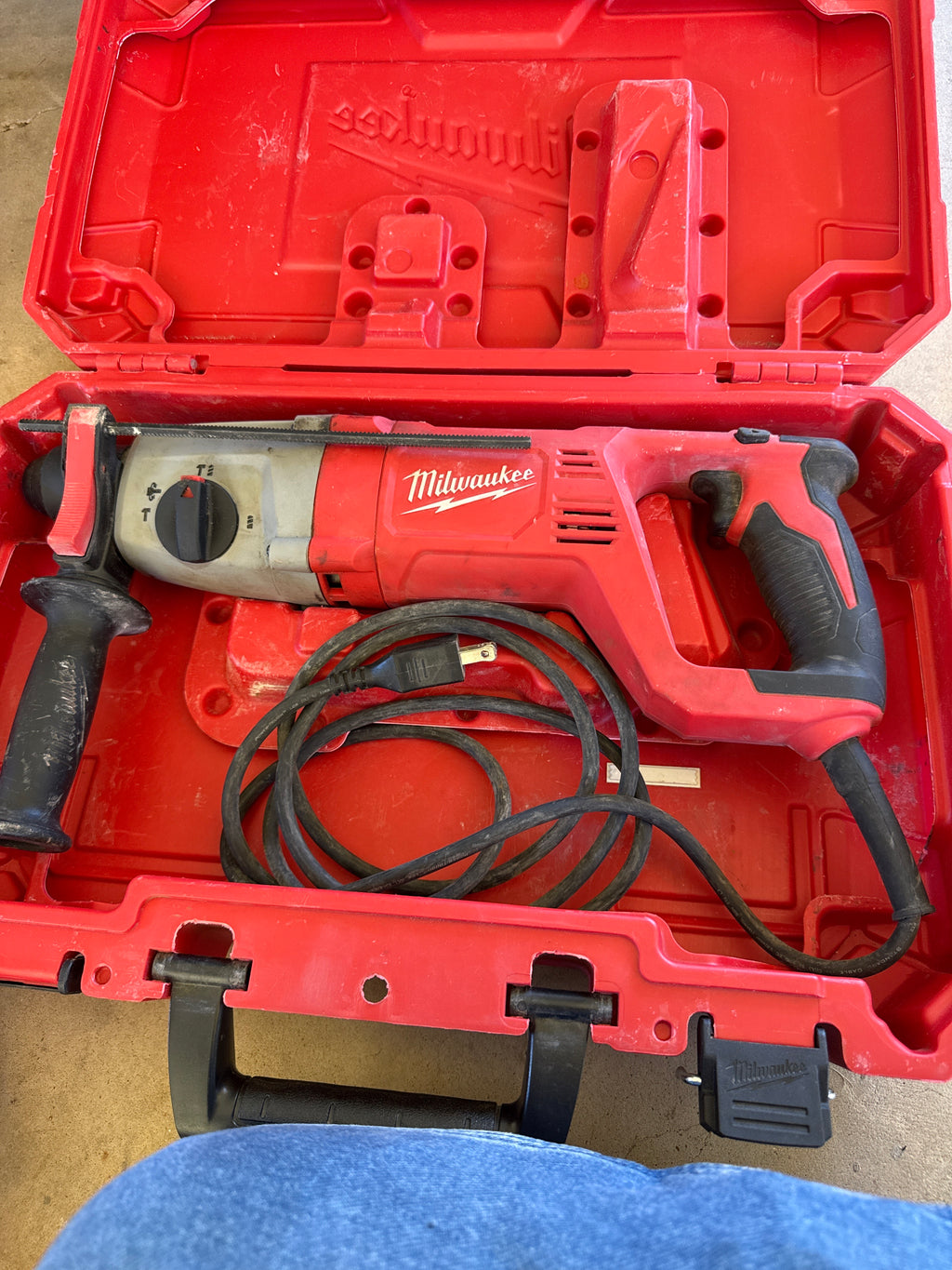 MILWAUKEE 5262-21 1" SDS Plus Rotary Hammer Kit w/ Hard Case, Corded — USED, Heavy Wear, Works