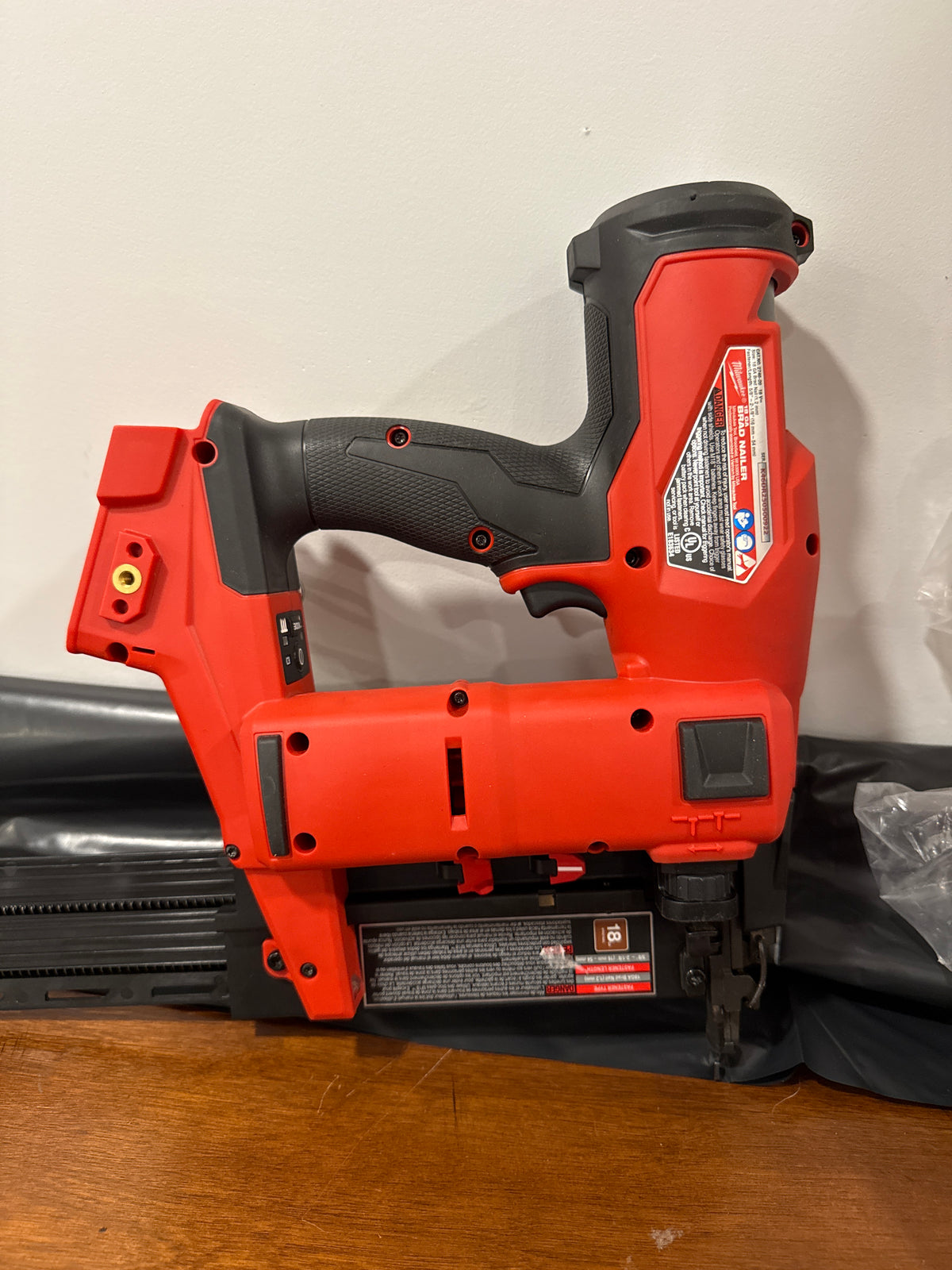 MILWAUKEE 2746-20 M18 FUEL Gen II 18-Gauge Brad Nailer - Tool Only — New, No Box